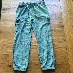 I’m selling joggers from love tree.